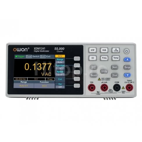 Multimetru de birou True RMS cu baterie încorporată, memorie și afișaj LCD de 3,5